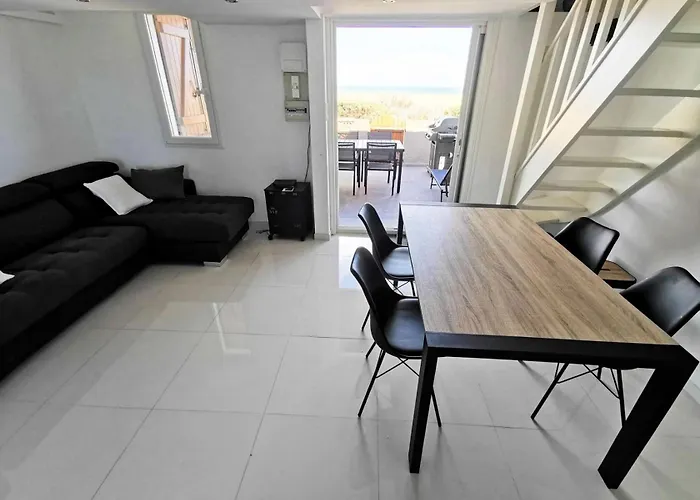 Villa Grande Bleue - T2 Mezzanine 6 Couchages Port Mae-0464